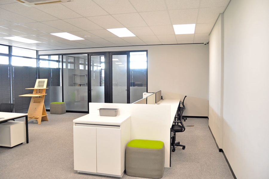 To Let commercial Property for Rent in Maitland Western Cape